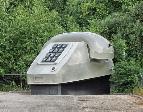 netherlands large phone sculpture