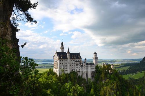 neuschwanstein castle landscape