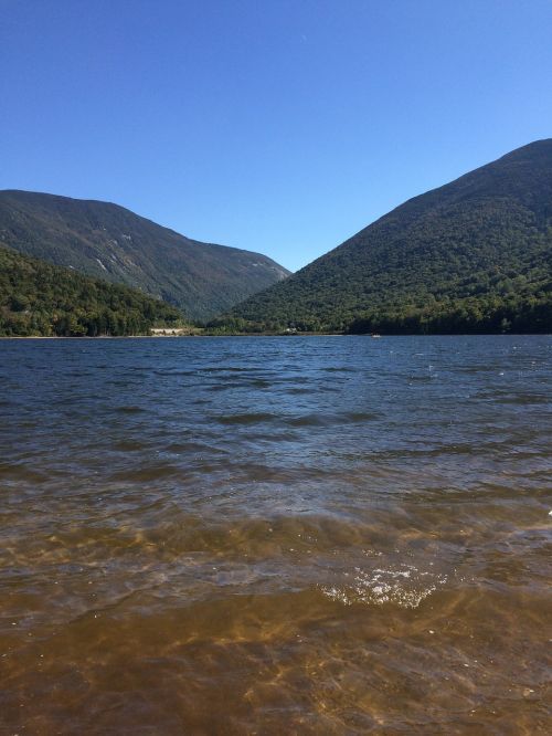 new hampshire mountains lake