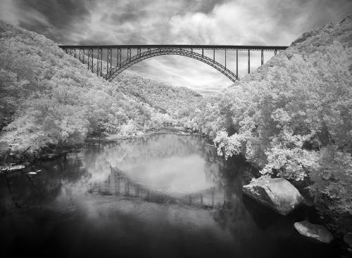 new river gorge bridge arch black and white