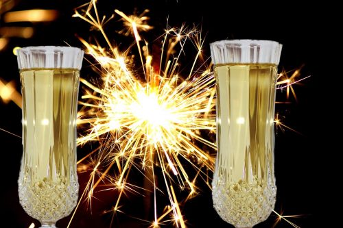new year's eve champagne glasses sparkler