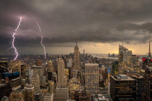 new york  thunderstorm  evening
