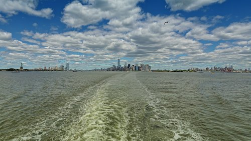 new york  cityline  water
