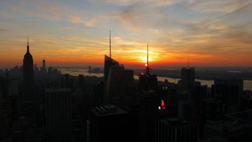 new york city sunset skyscrapers