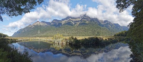 new zealand fiordland national park mirror lake