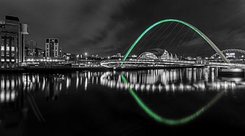 newcastle upon tyne night