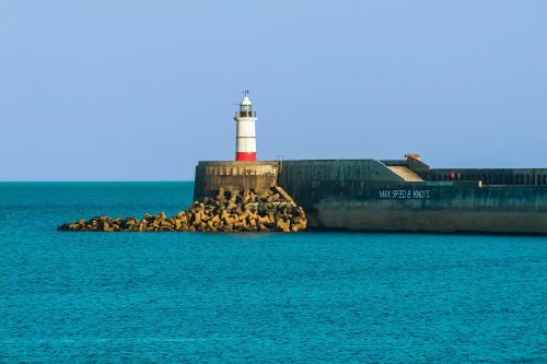 newhaven lighthouse sea