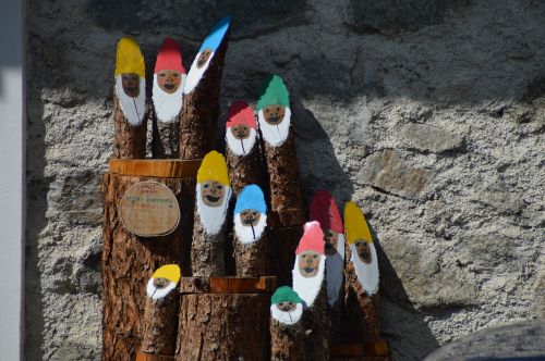 nicholas holzfigur wooden figures
