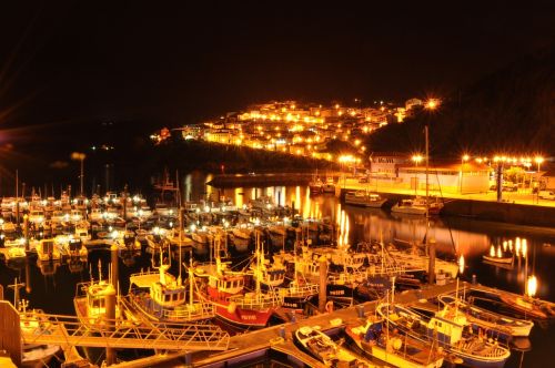 night sea port