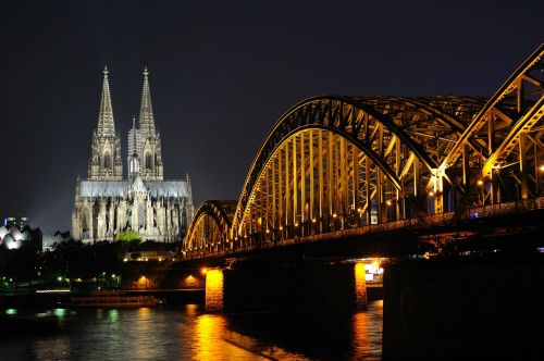 night scene cologne germany