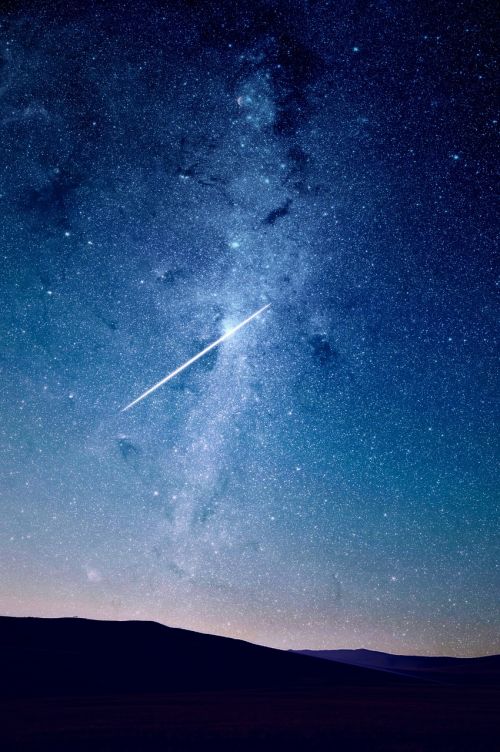night sky stars long exposure