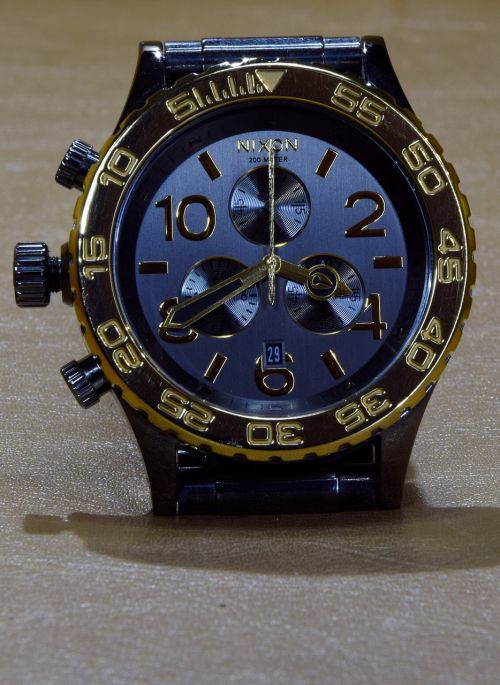 nixon wrist watch clock face