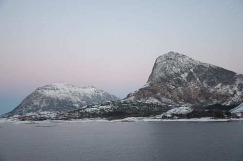 norway coastal mountains