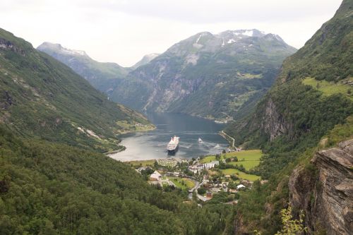 norway geiranger fjord cruise