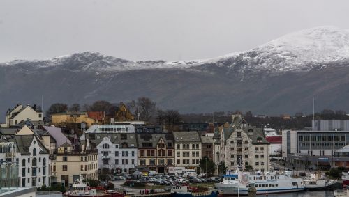 norway coast alesund mountains