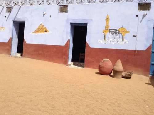 nubia home mural