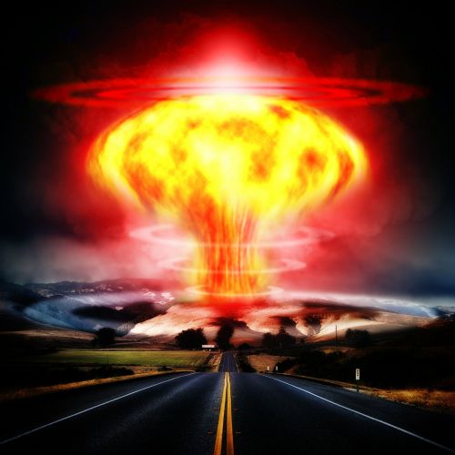nuclear explosion mushroom cloud atomic bomb