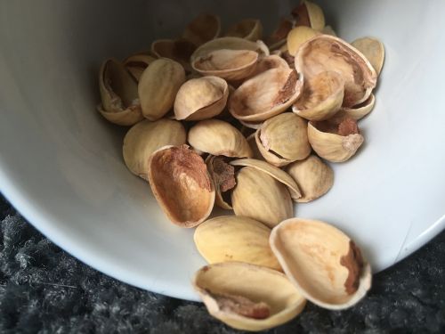 nuts pistachios shell