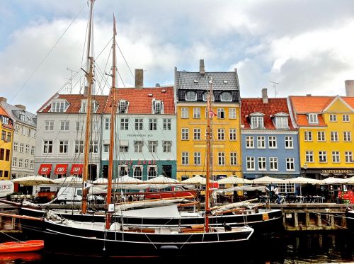 nyhavn copenhagen denmark