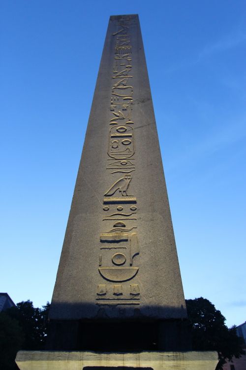 obelisk hieroglyphs egypt