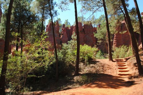 ocher rock red ochre