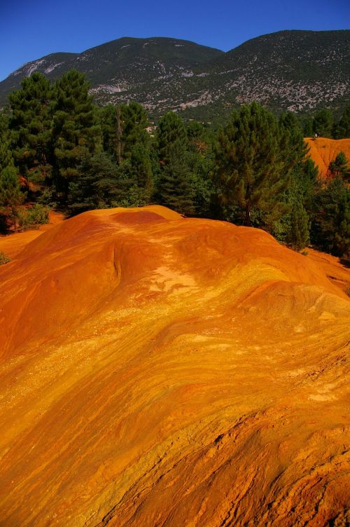 ochre provence vaucluse