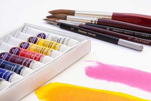 oil paints color soluble in water