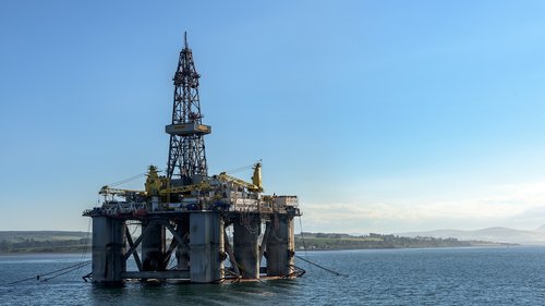 oil rig  scotland  cromarty firth