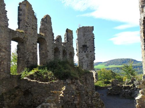 olbrück castle ruin brohltal