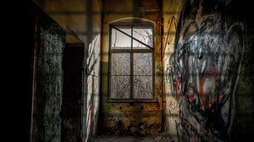 old  abandoned  window