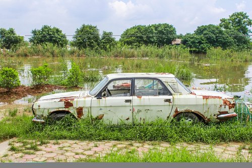 old  car  retro