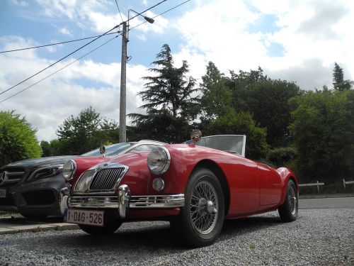 old car red bodywork mg