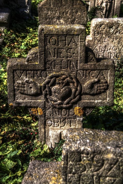 old cemetery gelsdorf cross