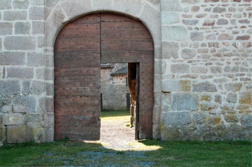 old door ancient door door with opening