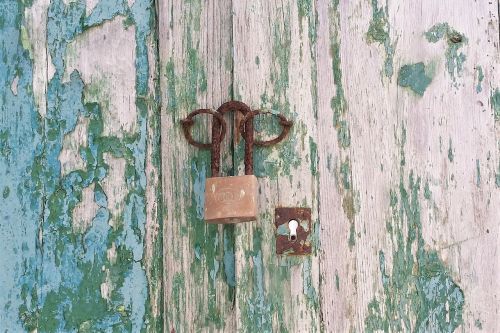 old door old castle rusted