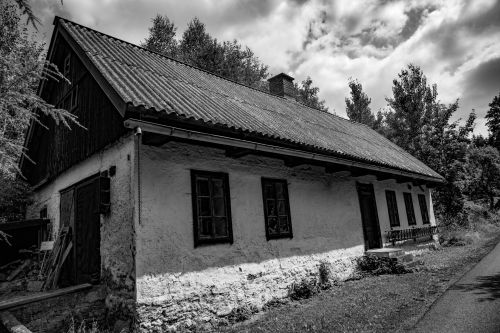 Old House, Architecture