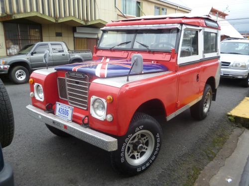 Old Red Land Rover