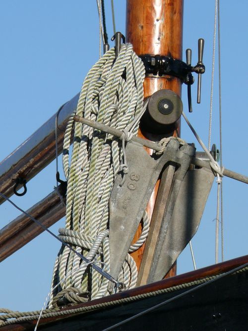 old rig sailing sailing vessel