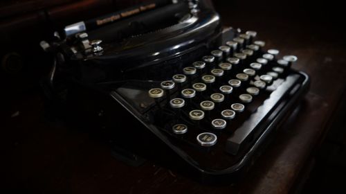 old typewriter former retro
