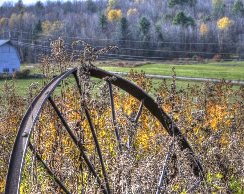 Old Wagon Wheel