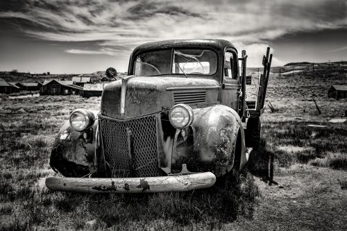oldtimer black and white auto