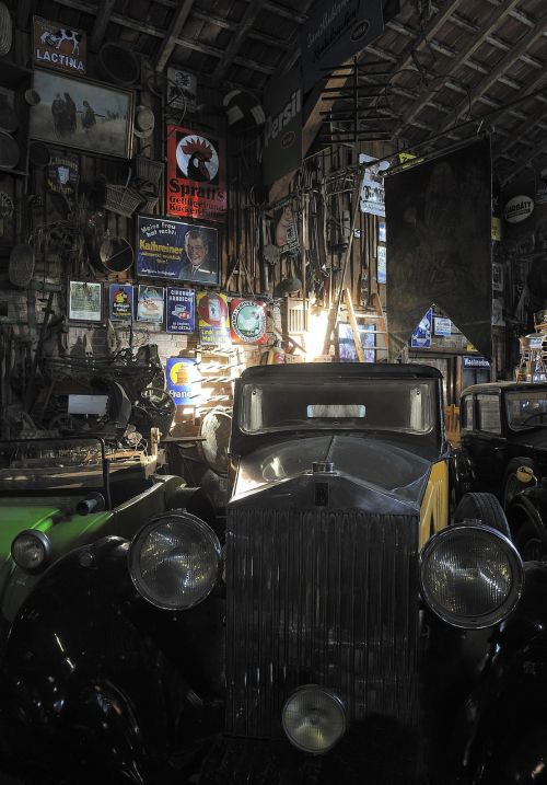 oldtimer museum car museum