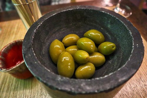 olives  eat  there are
