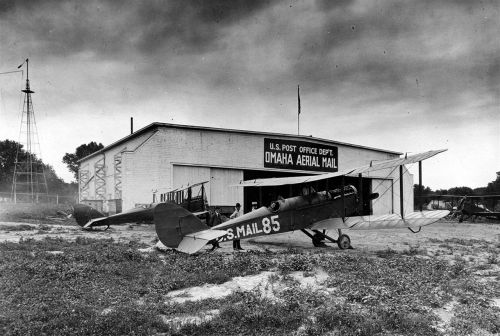 omaha airfield airplain