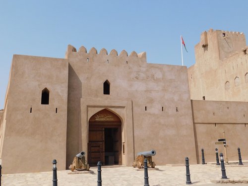 oman  travel  nizwa