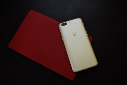 oneplus  android  smartphone