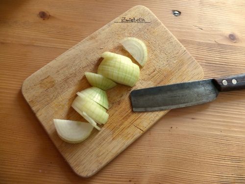 onion onion rings knife