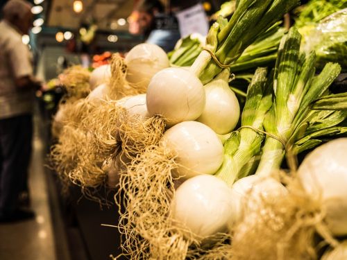 onion market vegetables