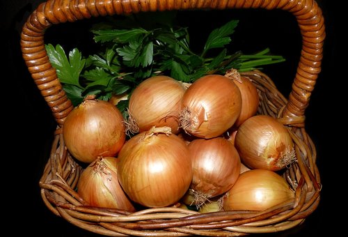 onions  basket  vegetables