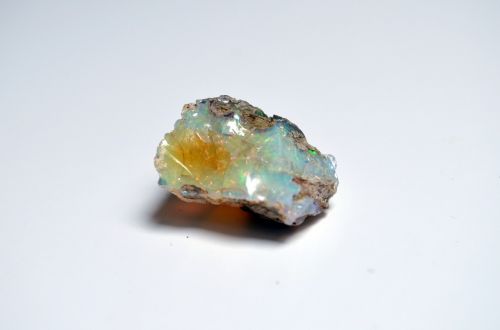 opal stone crystal